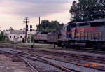 SBD 8052, an RF&P caboose, and the Carolinian in the same shot!